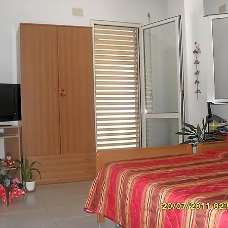La Collinetta Aparthotel 3*