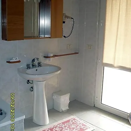 Aparthotel La Collinetta 3*