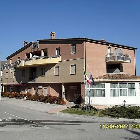 Aparthotel La Collinetta 3*