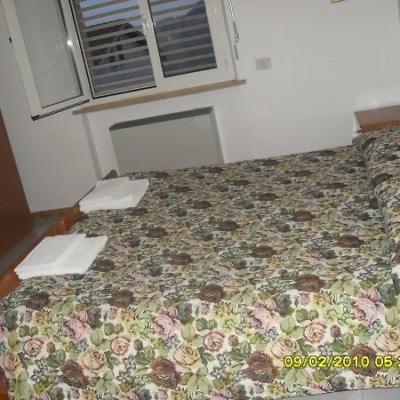 Apartmanhotel La Collinetta 3*